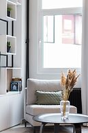 UPSTREET Luxury Apartments in Plaka