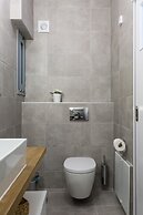 UPSTREET Minimal 2BD Apt-Lycabettus view