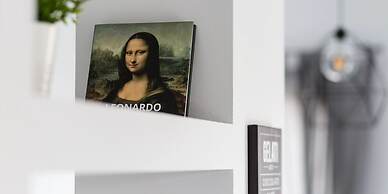 UPSTREET Minimal 2BD Apt-Lycabettus view