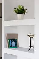 UPSTREET Minimal 2BD Apt-Lycabettus view