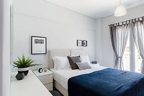 UPSTREET Minimal 2BD Apt-Lycabettus view