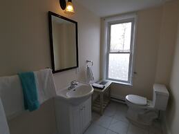 By The River Bed&breakfast