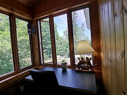 By The River Bed&breakfast