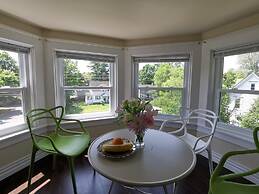 By The River Bed&breakfast