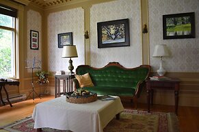 By The River Bed&breakfast