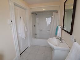 By The River Bed&breakfast