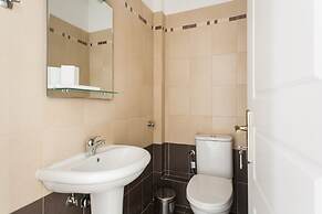 UPSTREET Superb & Comfy 2 BD Apt-Marousi