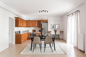 UPSTREET Superb & Comfy 2 BD Apt-Marousi