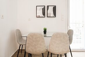 UPSTREET Bright 2BD Apt in Psychiko