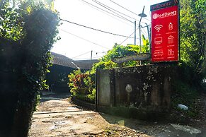 RedDoorz Premium @ Lido Sukabumi