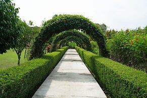 RedDoorz Premium @ Lido Sukabumi