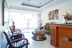 RedDoorz Syariah near Marvell City Mall 2