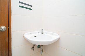 RedDoorz Syariah near Marvell City Mall 2