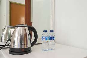 RedDoorz Plus @ Sawah Besar