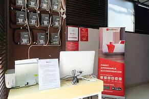 RedDoorz Plus @ Sawah Besar