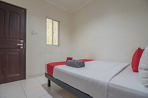 RedDoorz near Nagoya Citywalk Batam 2