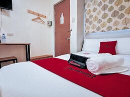 RedDoorz near KCC Mall Gensan
