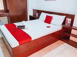 RedDoorz @ Caimito Drive Dampas