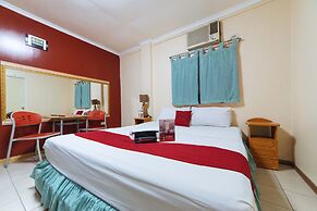 RedDoorz @ Clarkview 21st Street Angeles City