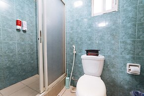 RedDoorz @ Clarkview 21st Street Angeles City