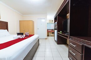 RedDoorz @ Clarkview 21st Street Angeles City