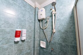 RedDoorz @ Clarkview 21st Street Angeles City