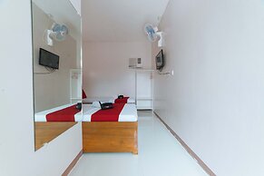 Reddoorz @ Old Buswang Road