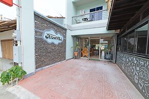 Reddoorz @ Old Buswang Road