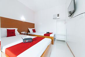 Reddoorz @ Old Buswang Road