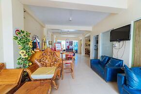 Reddoorz @ Old Buswang Road