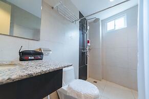 Reddoorz Plus @ Hotel Metro