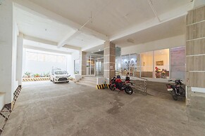 Reddoorz Plus @ Hotel Metro