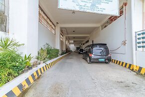 Reddoorz Plus @ Hotel Metro