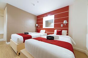Reddoorz Plus @ Hotel Metro