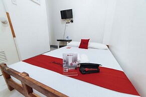 RedDoorz @ Plaza Jaro Iloilo
