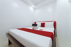 RedDoorz @ DBuilders Rooms Bangkal Makati