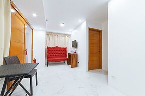 RedDoorz @ DBuilders Rooms Bangkal Makati