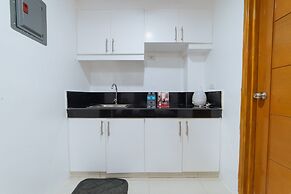 RedDoorz @ DBuilders Rooms Bangkal Makati