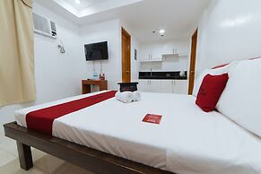 RedDoorz @ DBuilders Rooms Bangkal Makati