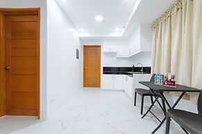 RedDoorz @ DBuilders Rooms Bangkal Makati