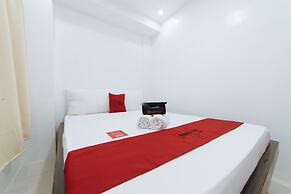 RedDoorz @ DBuilders Rooms Bangkal Makati