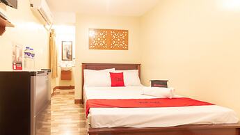 RedDoorz near PNR Espana Station