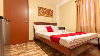 RedDoorz near PNR Espana Station