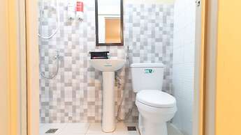 RedDoorz near PNR Espana Station