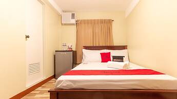 RedDoorz near PNR Espana Station