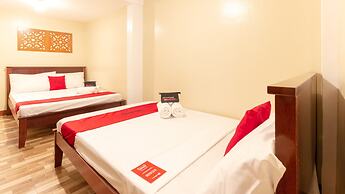 RedDoorz near PNR Espana Station