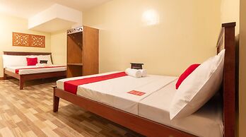 RedDoorz near PNR Espana Station