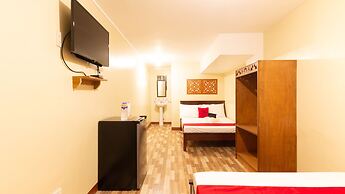 RedDoorz near PNR Espana Station