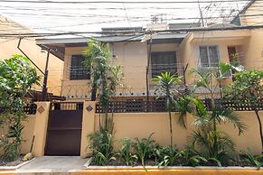 RedDoorz near PNR Espana Station