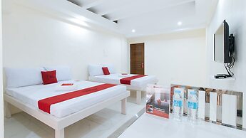 RedDoorz @ DBuilders Rooms Lower Bicutan